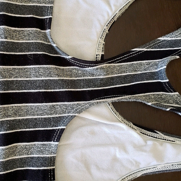 🖤FREE Add On | Y2K Razor Back - Picture 3 of 3